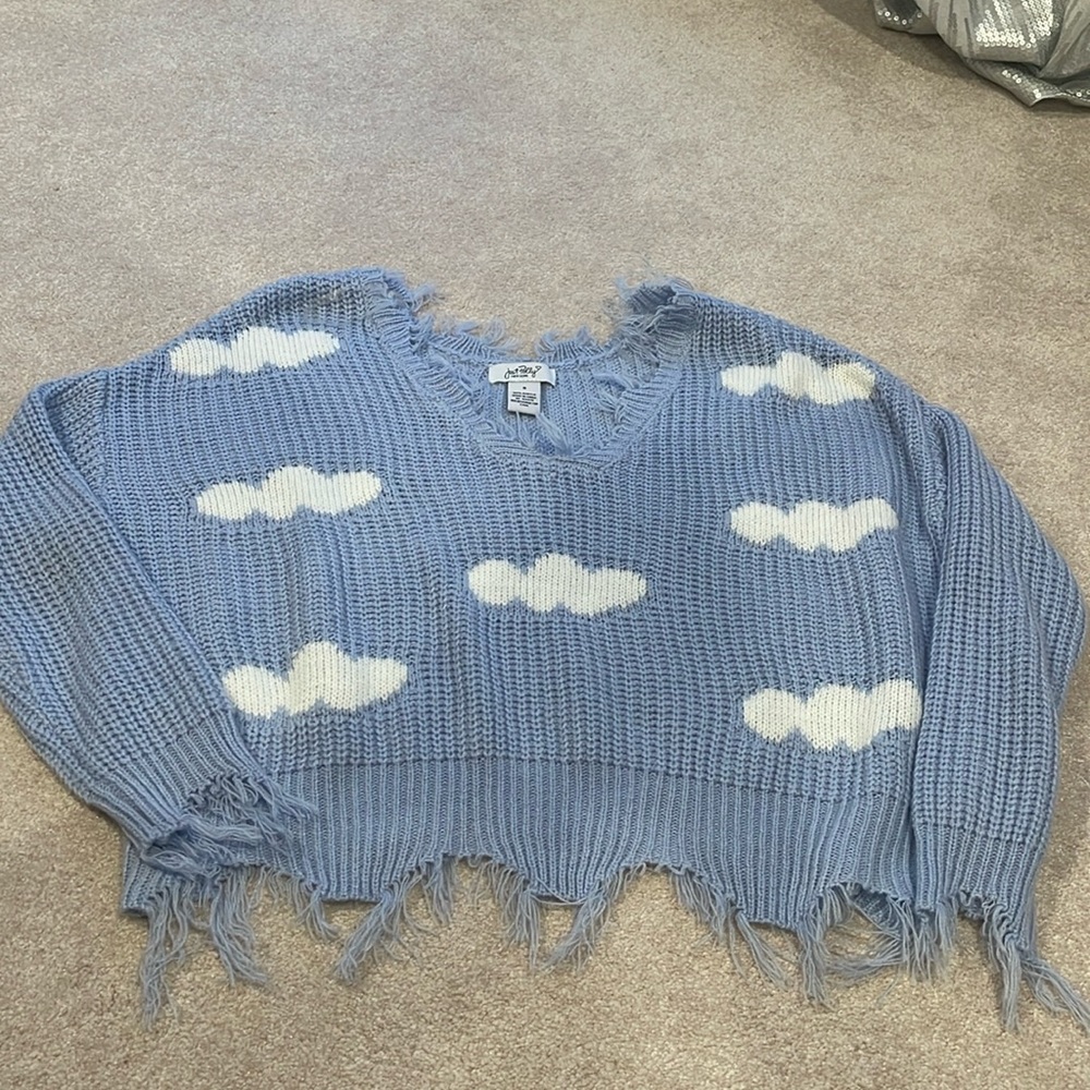 Just Polly Distressed Blue Cloud sweater Size small